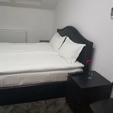 Apartment Cheap National Arena 2 *